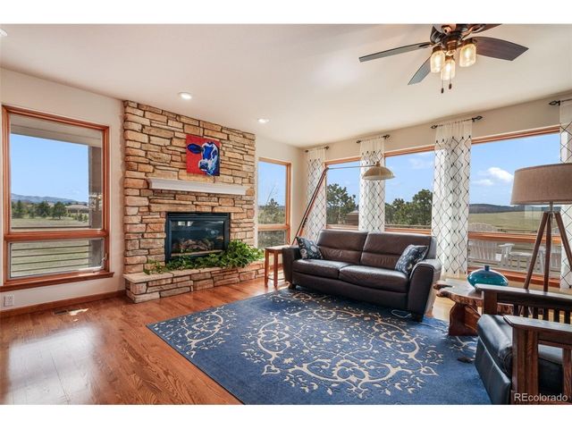 19748 Kershaw Ct, Monument, CO 80132