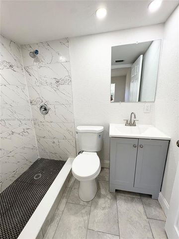 4119 Woodside Drive 2, Coral Springs, FL 33065