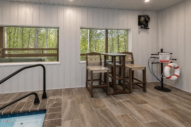 2252 Misty Shadows Drive, Sevierville, TN 37862