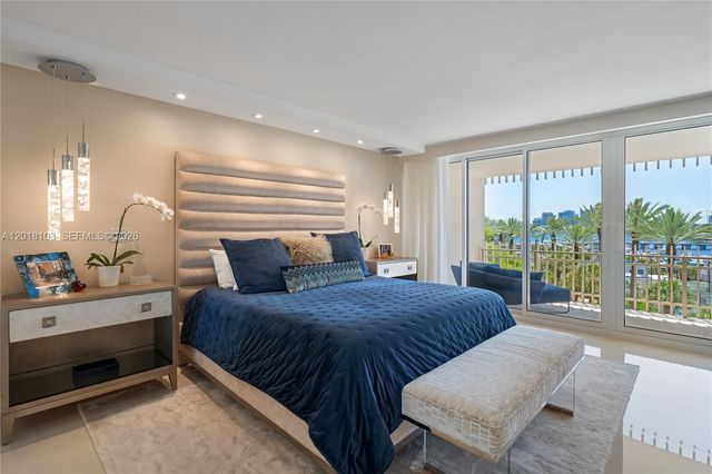 3 Grove Isle Dr C410, Miami, FL 33133