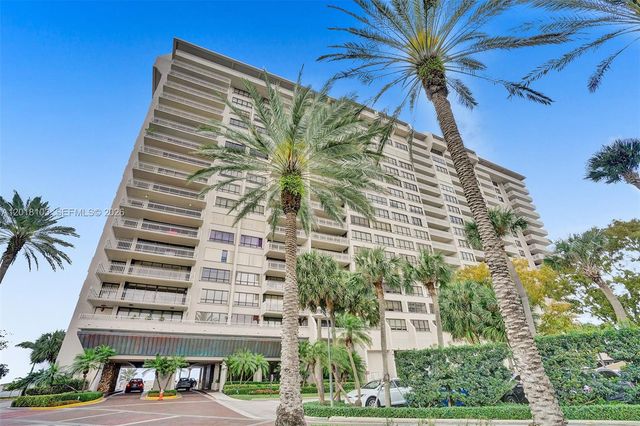 3 Grove Isle Dr C410, Miami, FL 33133