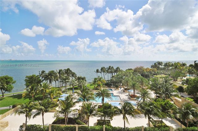 3 Grove Isle Dr C410, Miami, FL 33133