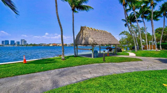 3 Grove Isle Dr C410, Miami, FL 33133