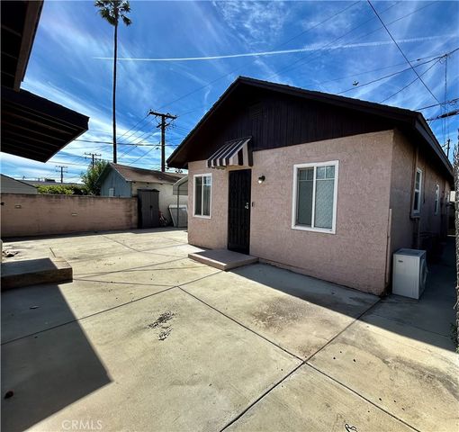 8582 Wheeler 1, Fontana, CA 92335