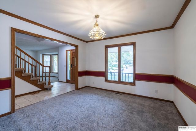 17327 P Street, Omaha, NE 68135
