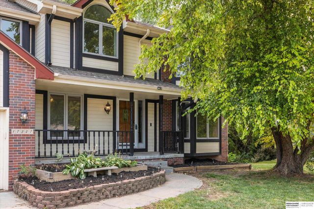 17327 P Street, Omaha, NE 68135