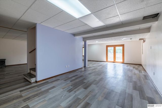 17327 P Street, Omaha, NE 68135