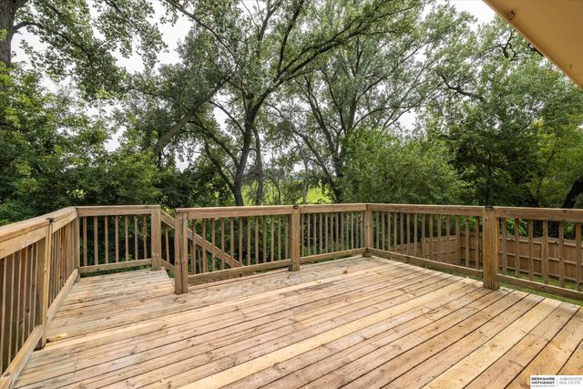 17327 P Street, Omaha, NE 68135