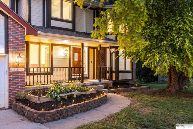 17327 P Street, Omaha, NE 68135