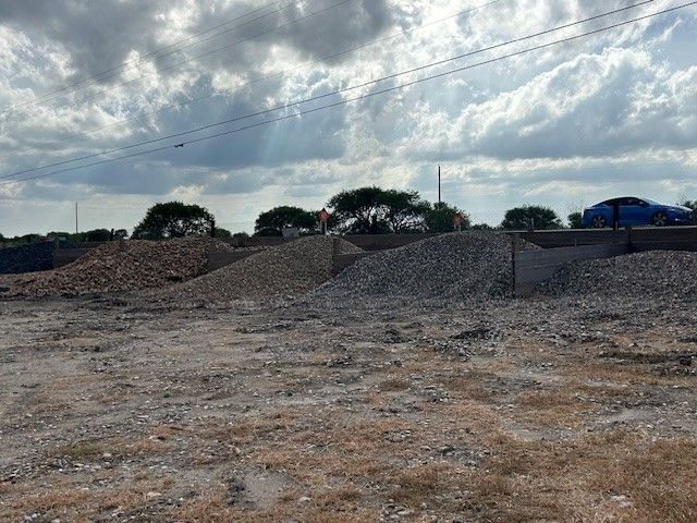 3312 US-77, Odem, TX 78370