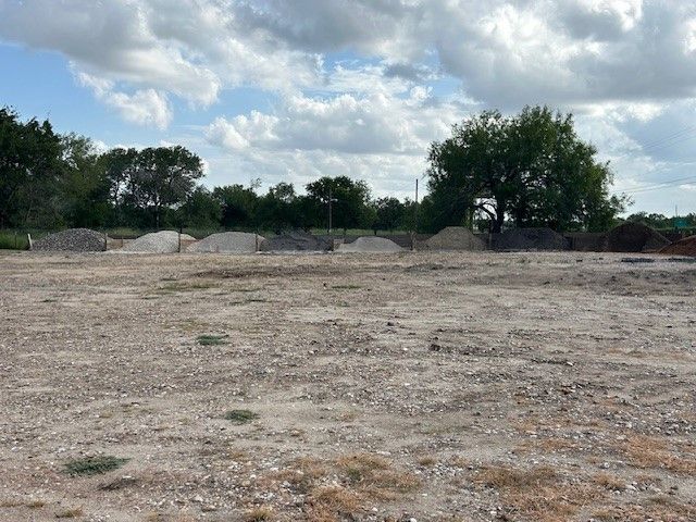 3312 US-77, Odem, TX 78370