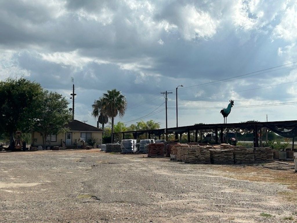 3312 US-77, Odem, TX 78370