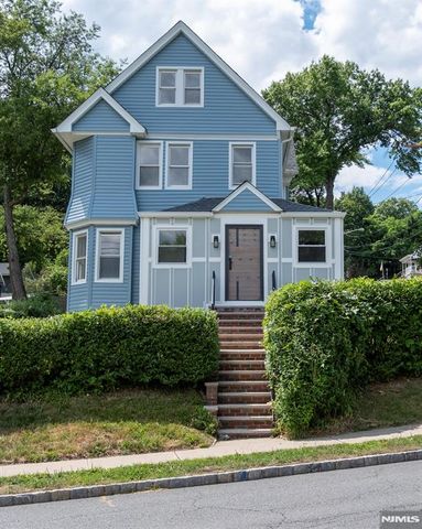 27 Valley Way, West Orange, NJ 07052