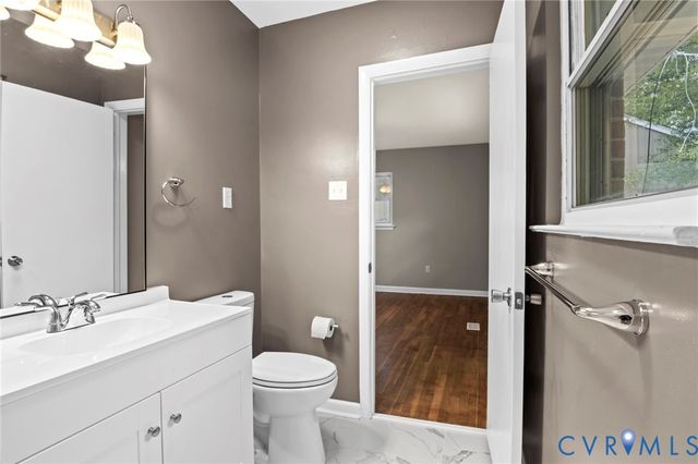 8020 Patterson Ave, Henrico, VA 23229
