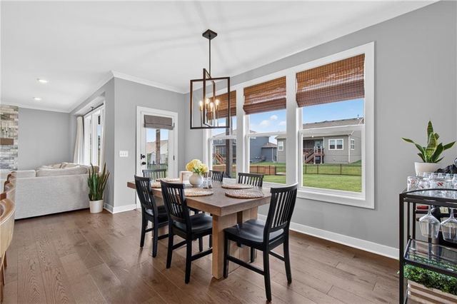 4404 SW Grindstone Circle, Lee's Summit, MO 64082