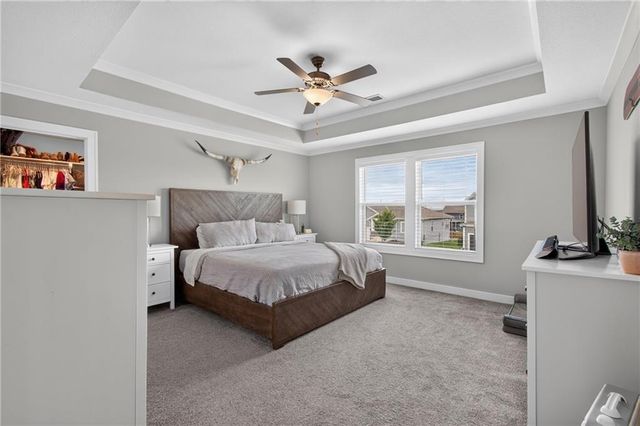 4404 SW Grindstone Circle, Lee's Summit, MO 64082