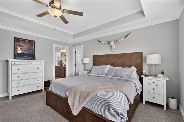 4404 SW Grindstone Circle, Lee's Summit, MO 64082
