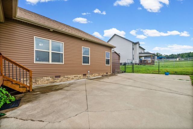 4133 Liverworth Rd, Southside, TN 37171