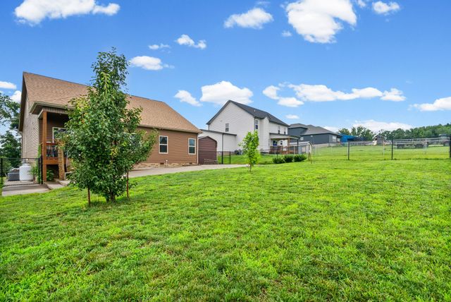 4133 Liverworth Rd, Southside, TN 37171