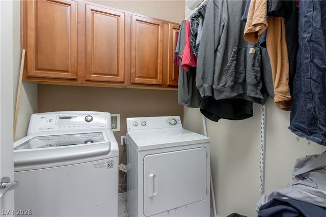 9504 Victory Garden Avenue, Las Vegas, NV 89149