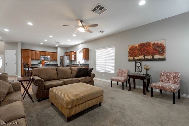 9504 Victory Garden Avenue, Las Vegas, NV 89149