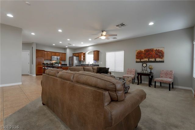 9504 Victory Garden Avenue, Las Vegas, NV 89149