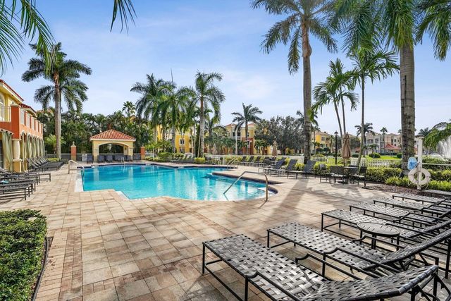 11021 Legacy Lane 302, Palm Beach Gardens, FL 33410
