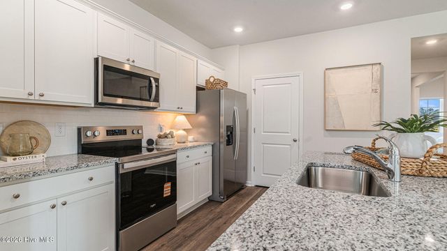 163 Ashworth Drive, Tabor City, NC 28463