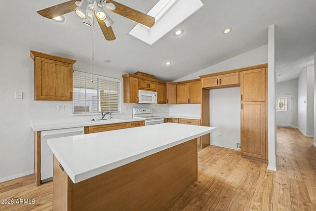 1717 E LIBBY Street, Phoenix, AZ 85022