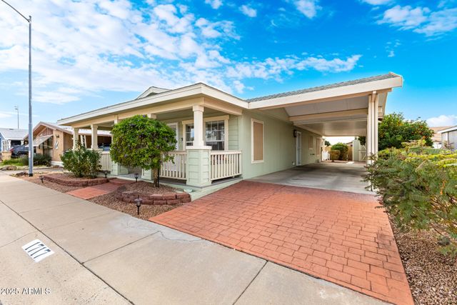 1717 E LIBBY Street, Phoenix, AZ 85022