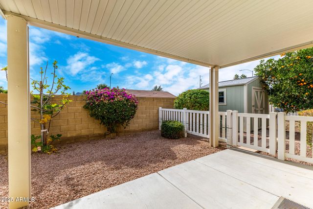 1717 E LIBBY Street, Phoenix, AZ 85022