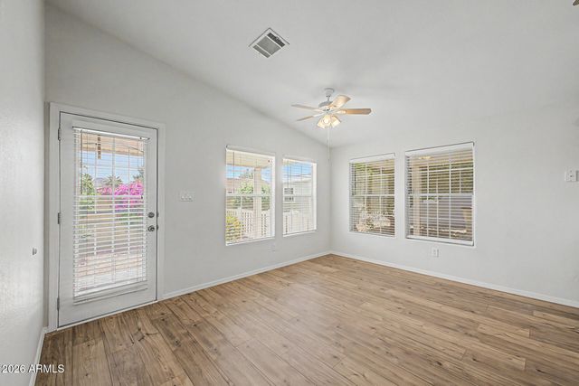 1717 E LIBBY Street, Phoenix, AZ 85022