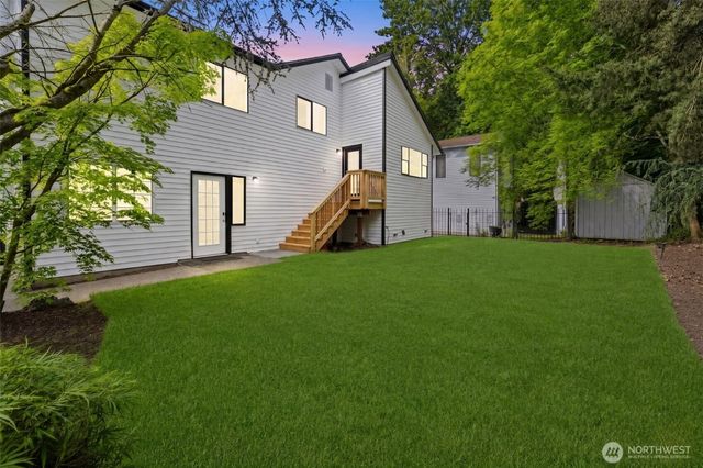1116 NE 150th Court, Shoreline, WA 98155