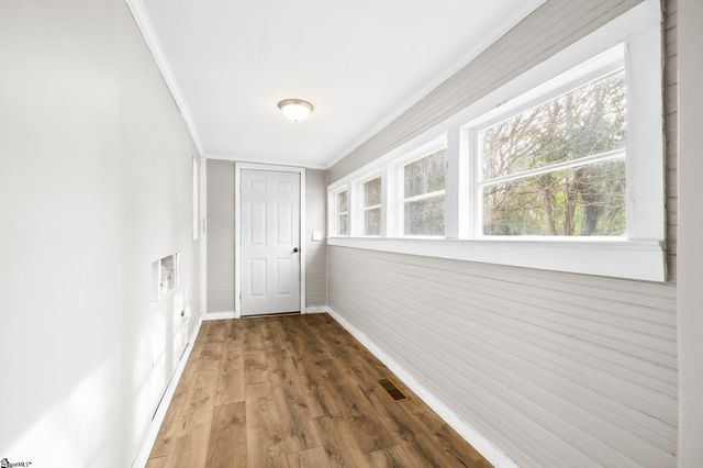 11601 Us 221, Woodruff, SC 29388