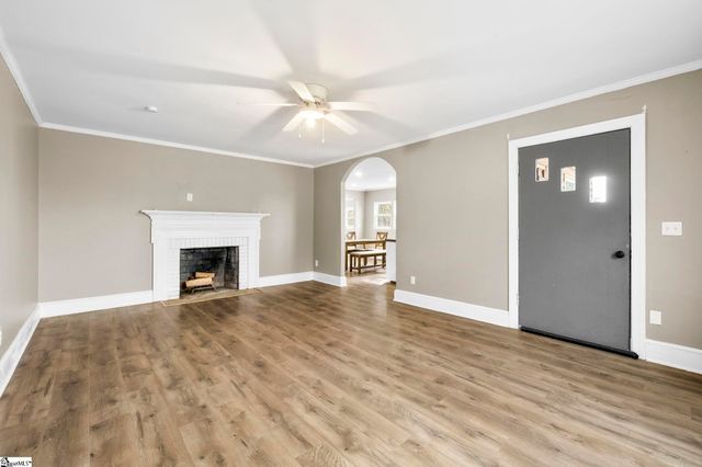 11601 Us 221, Woodruff, SC 29388