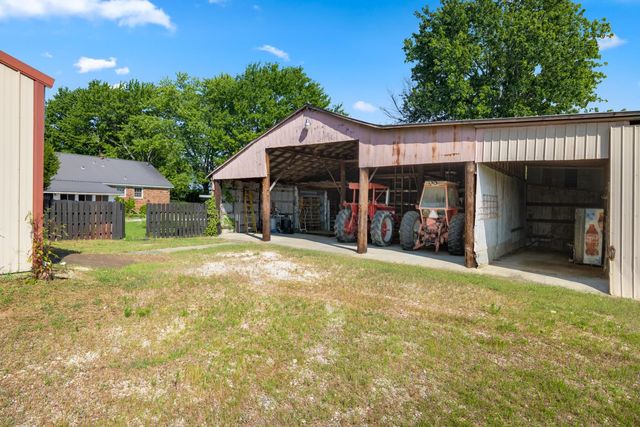 2930 INDIAN CREEK RD, Brighton, TN 38011