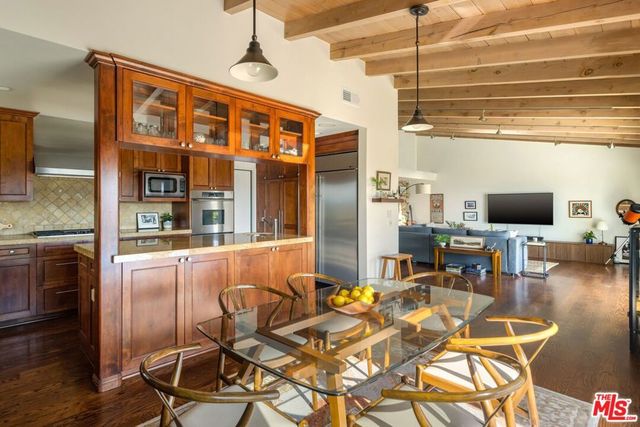 3823 Cody Road, Sherman Oaks, CA 91403