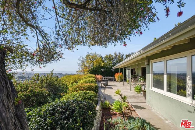 3823 Cody Road, Sherman Oaks, CA 91403