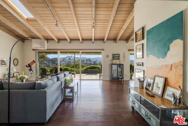3823 Cody Road, Sherman Oaks, CA 91403