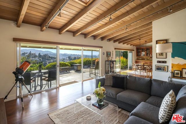 3823 Cody Road, Sherman Oaks, CA 91403