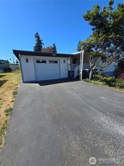 20710 9th Avenue E #16, Spanaway, WA 98387