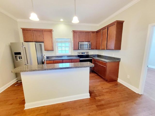 1102 Oakwood Avenue, Raleigh, NC 27601