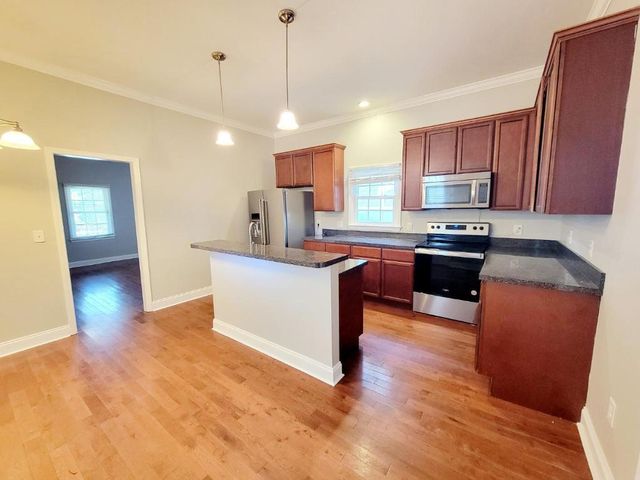 1102 Oakwood Avenue, Raleigh, NC 27601