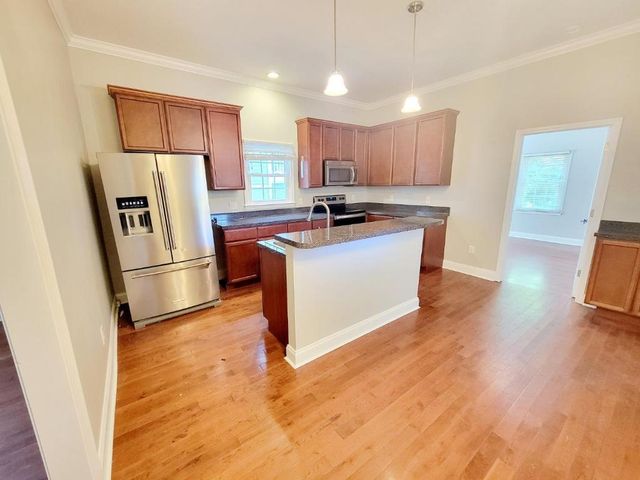 1102 Oakwood Avenue, Raleigh, NC 27601