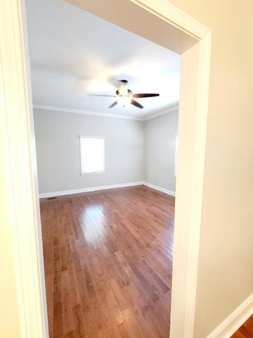 1102 Oakwood Avenue, Raleigh, NC 27601