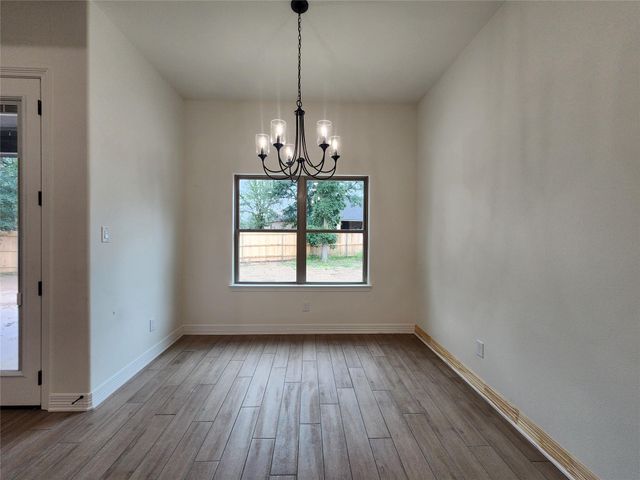 813 Golden Eagle CV, Salado, TX 76571