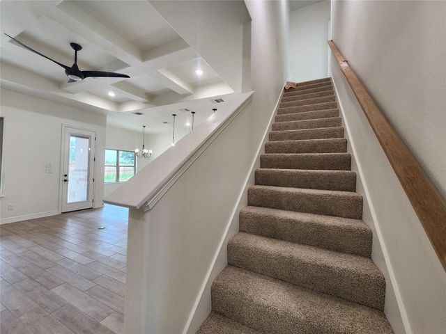 813 Golden Eagle CV, Salado, TX 76571