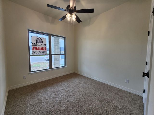 813 Golden Eagle CV, Salado, TX 76571
