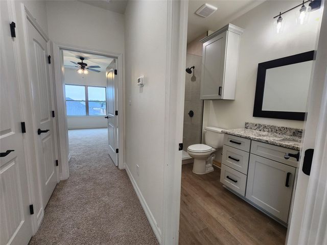 813 Golden Eagle CV, Salado, TX 76571