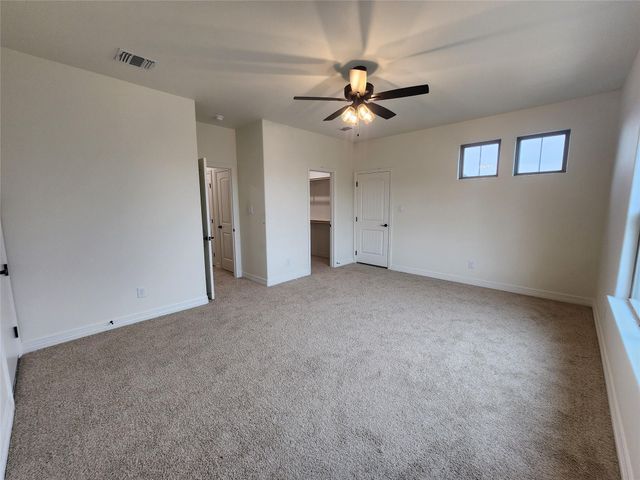813 Golden Eagle CV, Salado, TX 76571